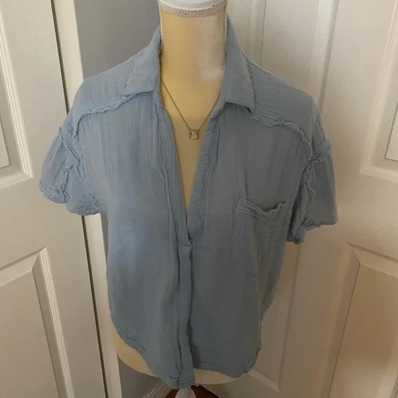 We the Free Light Blue Crinkle Crop Camp Shirt - Picture 3 of 6